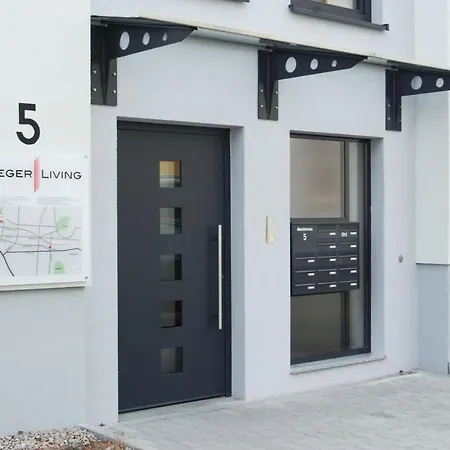 Seeger Living Premium West Aparthotel