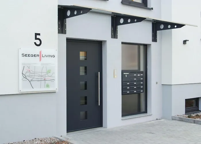 Seeger Living Premium West