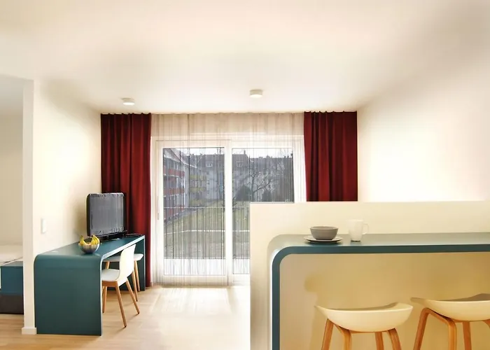 Seeger Living Premium West